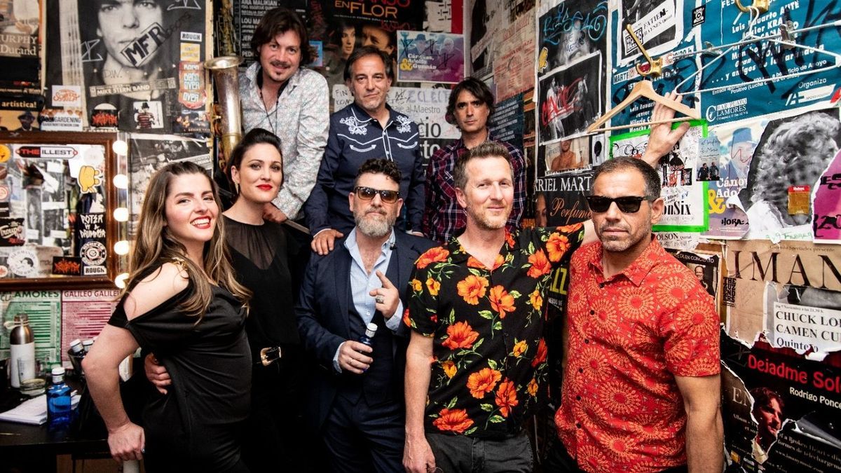 Travellin&acute; Brothers