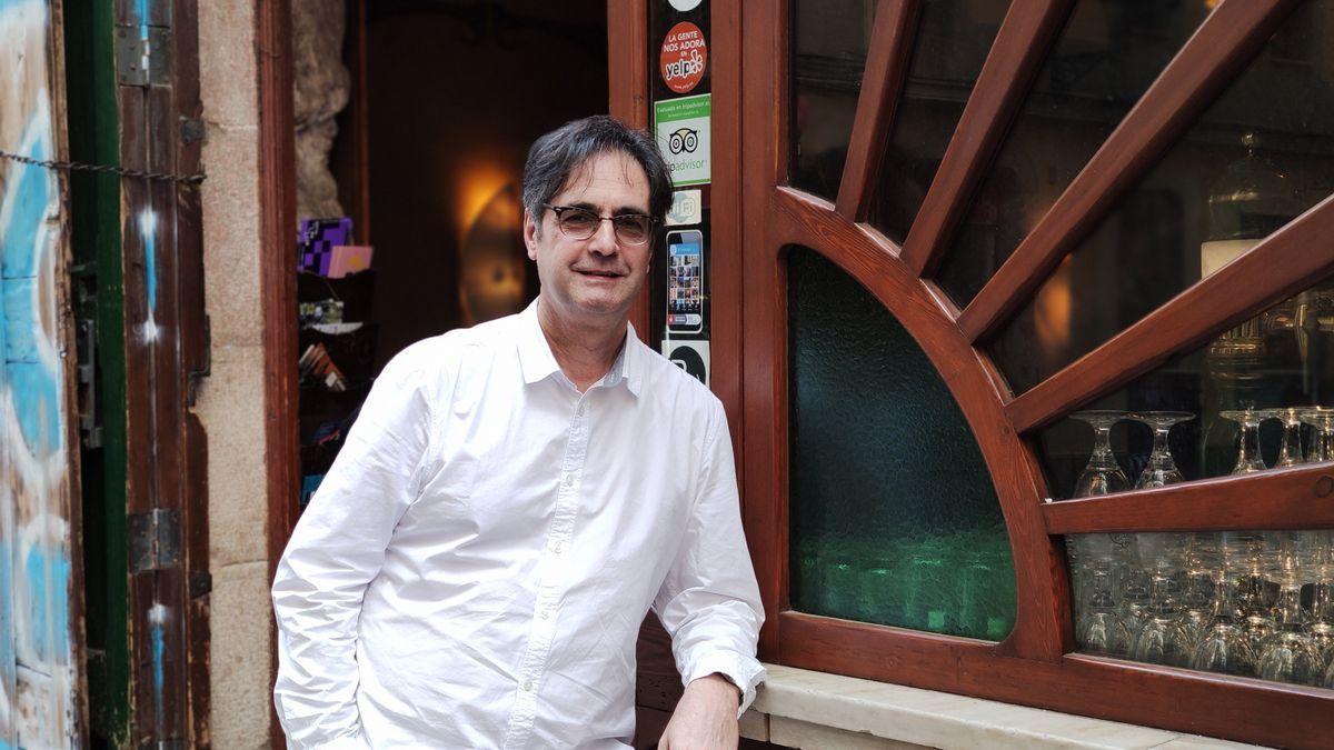 El escritor catalán Vicenç Pagès Jordà.