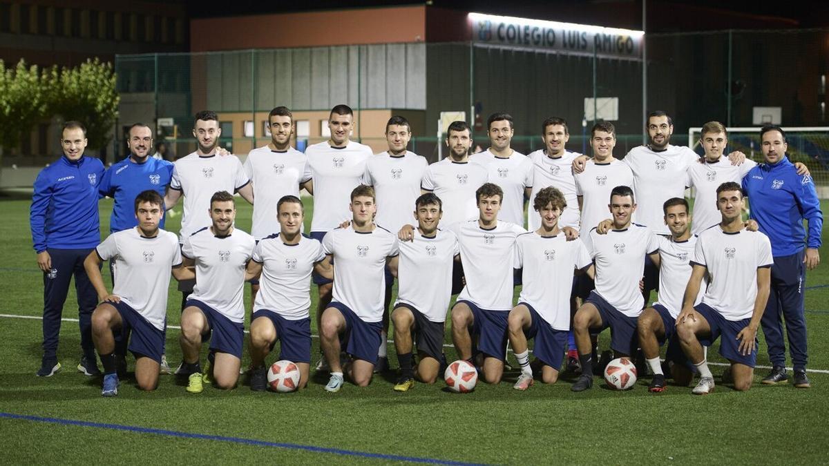 La plantilla de Amigó, en un entrenamiento previo al encuentro de Copa del Rey.