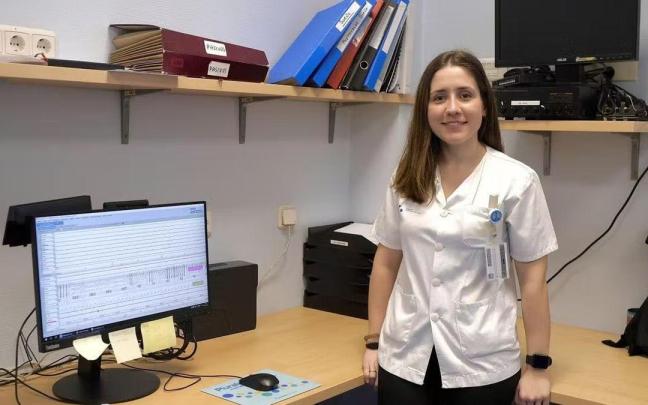 Celia Gómez, en la Unidad del Sueño del Hospital Donostia.