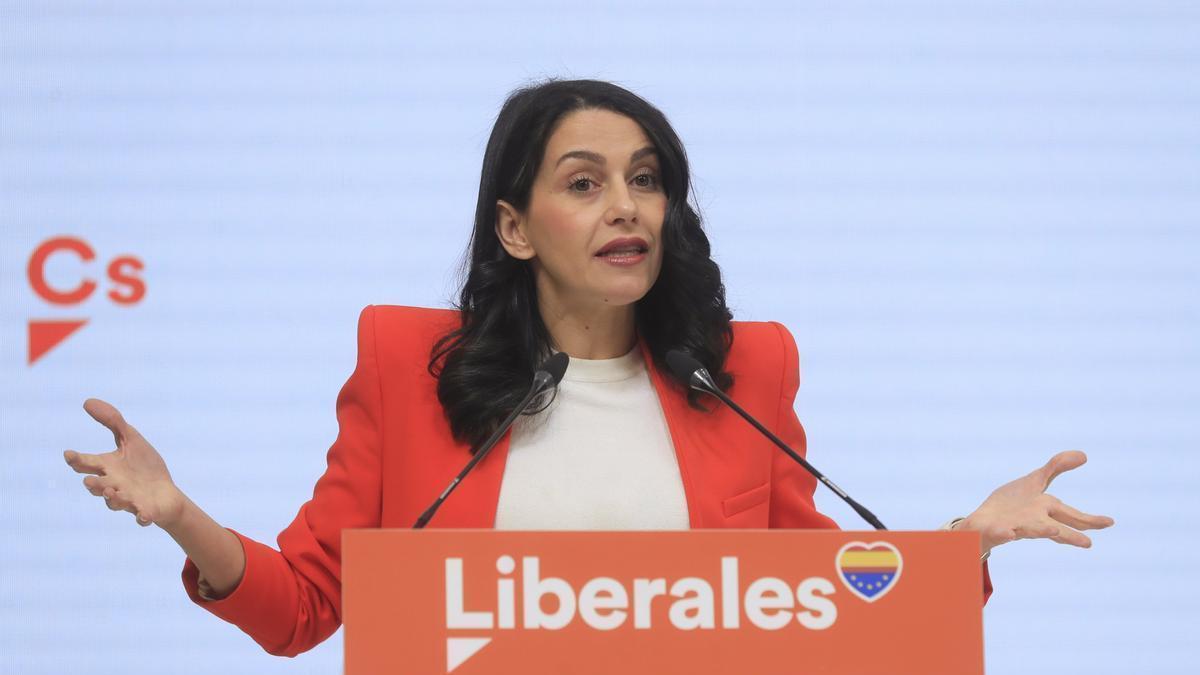 La líder de Ciudadanos, Inés Arrimadas, durante una rueda de prensa.