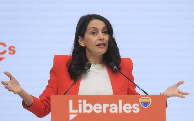 La líder de Ciudadanos, Inés Arrimadas, durante una rueda de prensa.