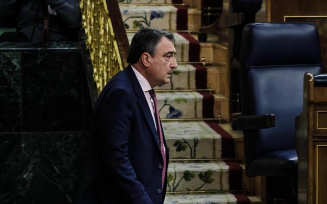 El portavoz del PNV, Aitor Esteban, en el Congreso. El portavoz del PNV, Aitor Esteban, en el Congreso.