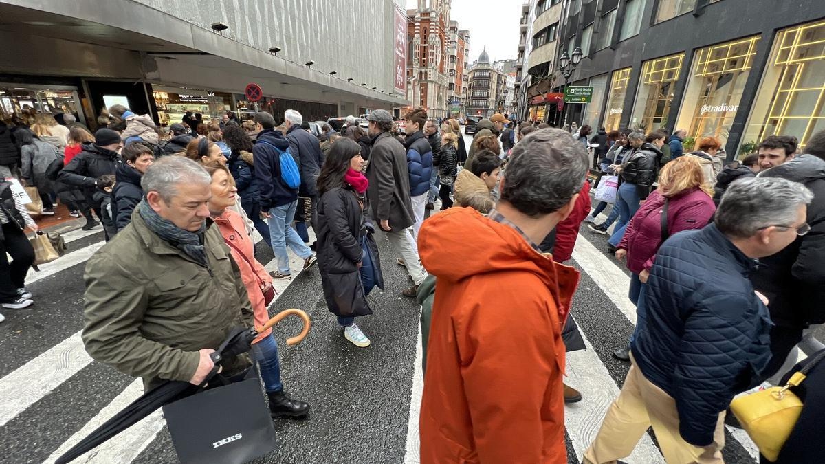 Comercios y grandes cadenas de Bilbao inician sus rebajas