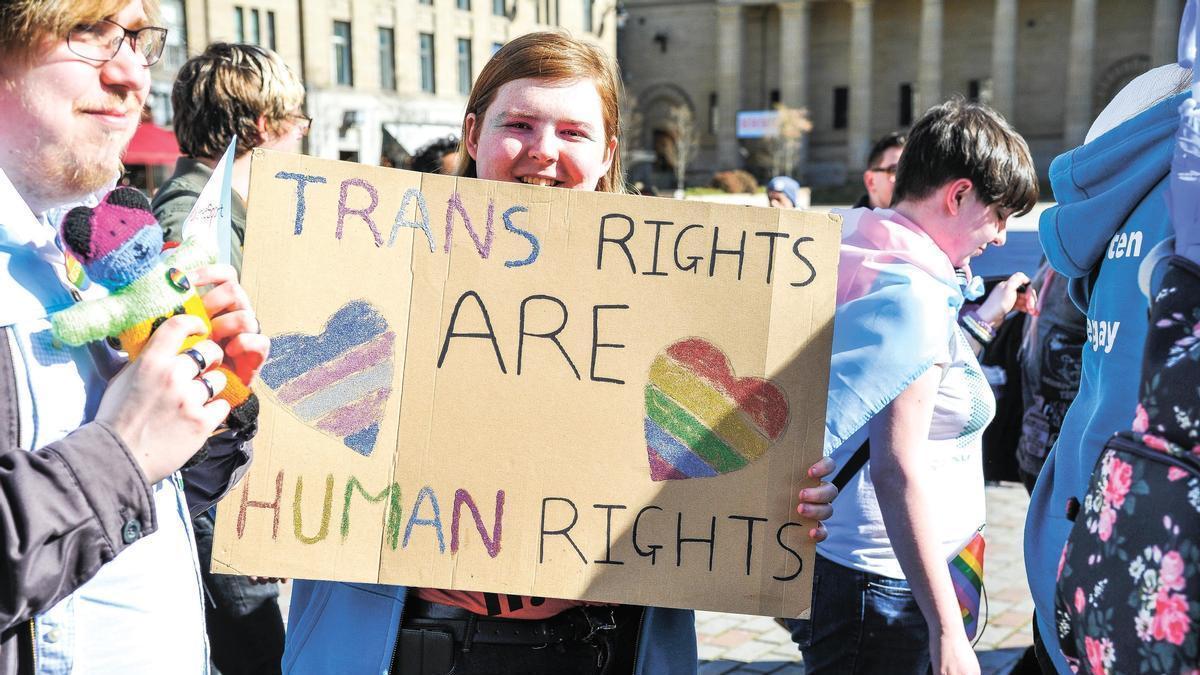 Manifestación en Escocia en defensa de los derechos de las personas trans.