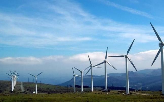 Dada la dependencia energ&eacute;tica del momento resulta urgente acelerar las infraestructuras de energ&iacute;a limpia y alternativa.