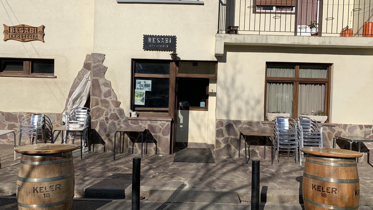 Fachada del Besabi, de los hermanos Pagola.