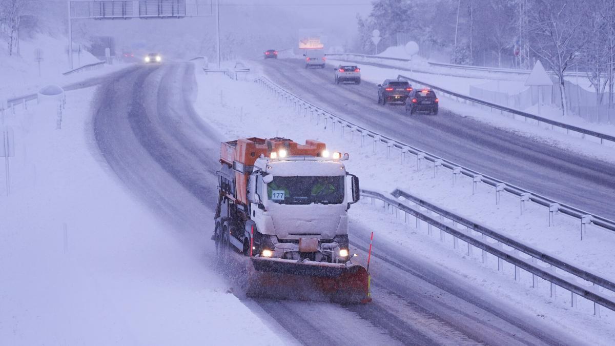 En imágenes: Así están las carreteras alavesas