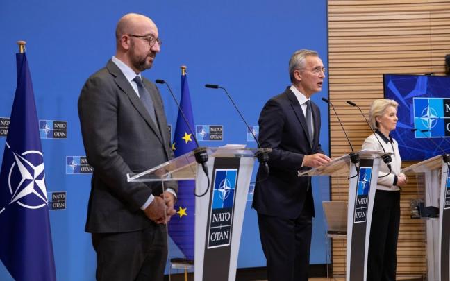 Charles Michael, presidente del Consejo Europeo, Jens Stoltenberg, secretario de la OTAN y la presidenta de la CE, Ursula Von der Leyen.