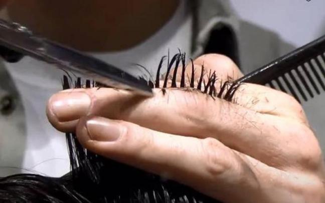 Imagen de detalle del peluquero Fernando Rodrigo