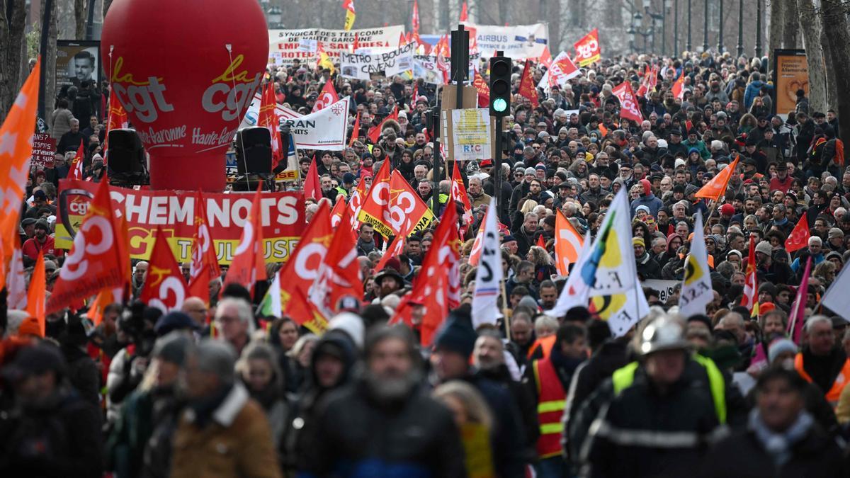 Imagen de una de las movilizaciones que está teniendo lugar en Francia contra la reforma de las pensiones.