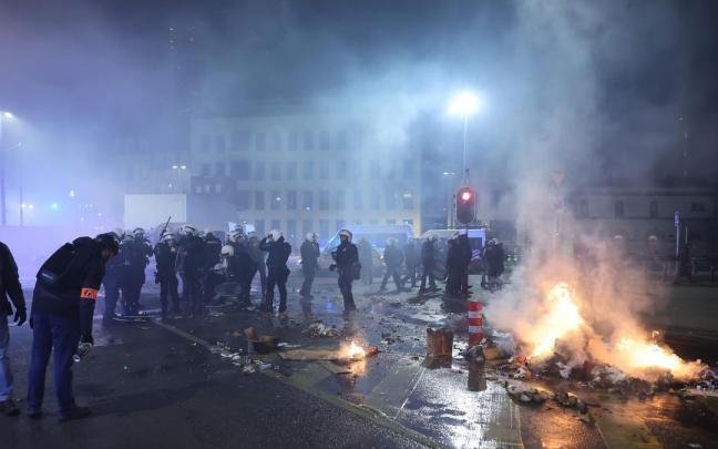 Tras el encuentro que ha enfrentado a Francia y Marruecos se han producido algunos disturbios en Bruselas.