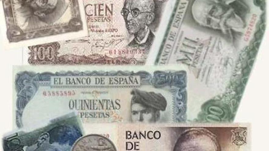 Distintas monedas y billetes de pesetas.