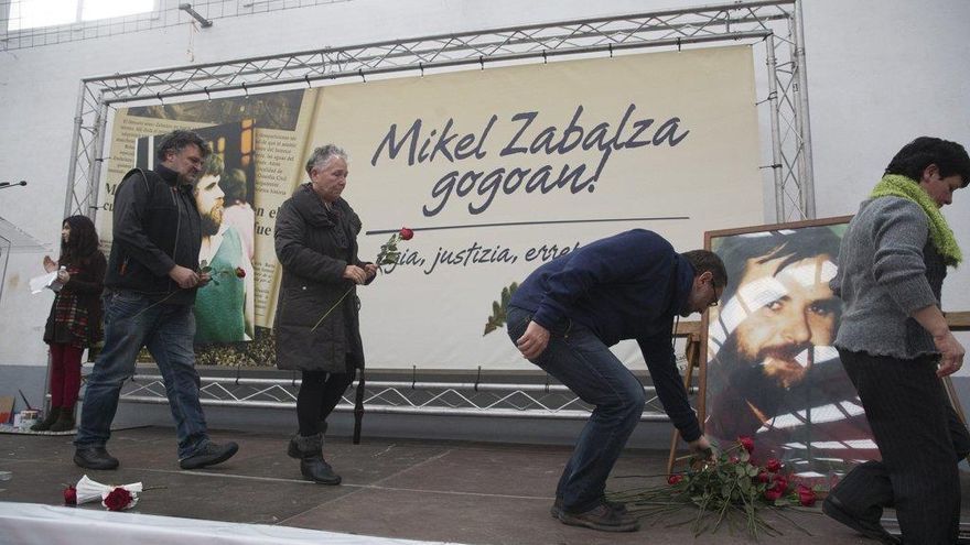 Homenaje a Mikel Zabalza.