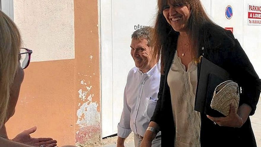 La presidenta del Parlament suspendida, Laura Borràs, ayer a su llegada a Prada de Conflent. | FOTO: E. P.