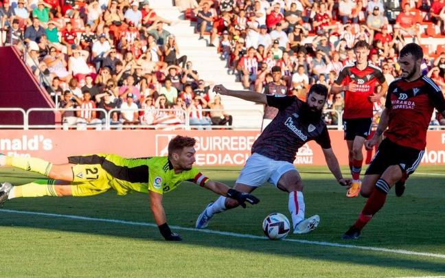 Asier Villalibre logró su segundo doblete de la pretemporada. Asier Villalibre logró su segundo doblete de la pretemporada.