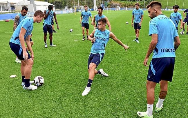 Imagen de un entrenamiento en las instalaciones de Zubieta, este verano. | FOTO: ARNAITZ RUBIO