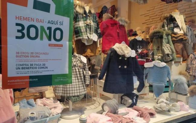 Imagen de una tienda con el distintivo de Euskadi Bono Denda. Imagen de una tienda con el distintivo de Euskadi Bono Denda.