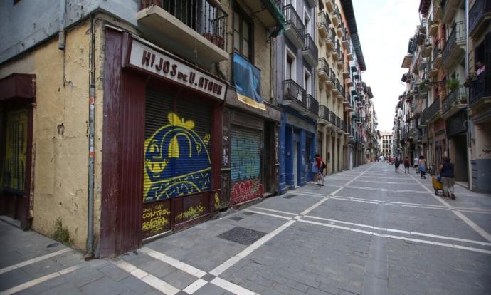 El exterior de la tienda de pastas y tortas de txantxigorri Casa Ataun.