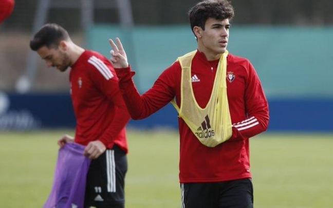 Manu Sánchez, en un entrenamiento en Tajonar.