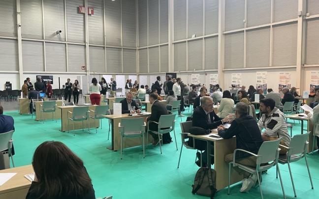 Empresarios reunidos hoy en el recinto ferial Ficoba de Irun.