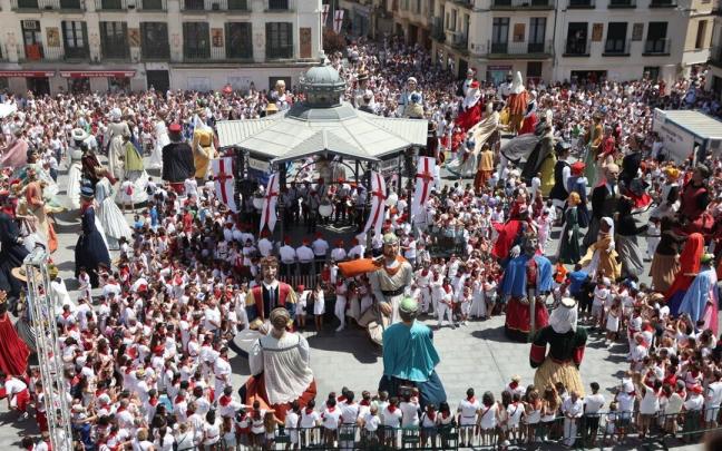 Los gigantes toman Tudela