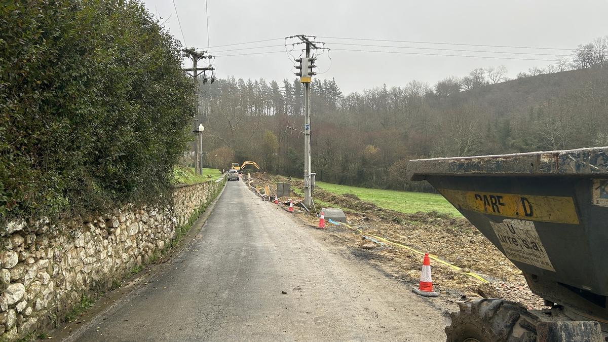 Berriz avanza en las obras para reparar la vía de acceso al cementerio