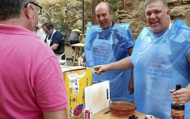 La tormenta de agua fue más llevadera con esta protección de plástico.
