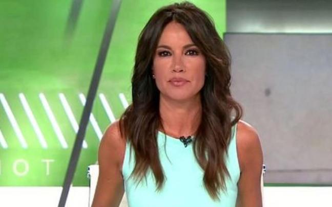 Cristina Saavedra, al frente de La Sexta Noticias. Cristina Saavedra, al frente de La Sexta Noticias.