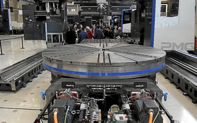 Imagen de la planta de Soraluce, dedicada a la fabricación de fresadoras, en Bergara. | FOTO: JAVI COLMENERO Imagen de la planta de Soraluce, dedicada a la fabricación de fresadoras, en Bergara. | FOTO: JAVI COLMENERO