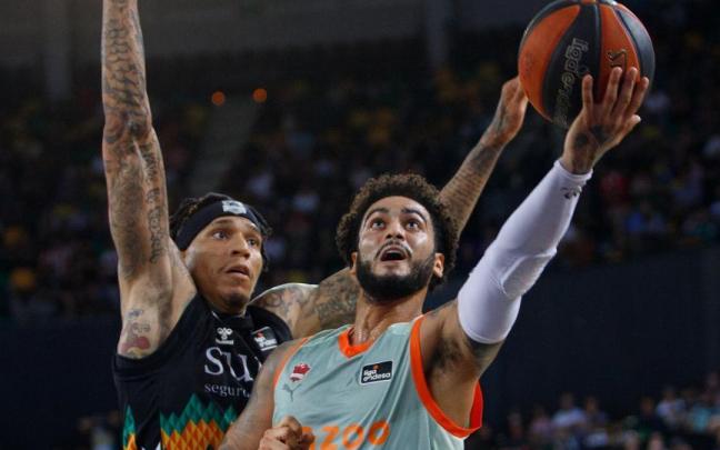 Kyser y Howard protagonizaron una tangana en la que el Baskonia salió perjudicado