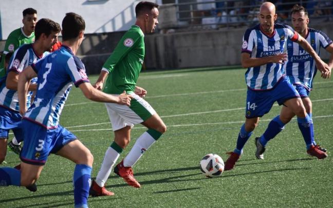 Lance del Cirbonero-San Juan de la jornada 3 de Segunda RFEF. Lance del Cirbonero-San Juan de la jornada 3 de Segunda RFEF.
