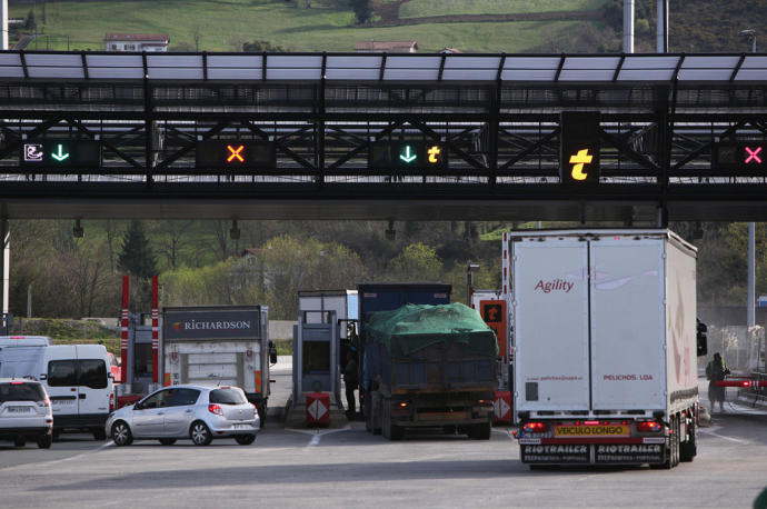 Acceso a un peaje.