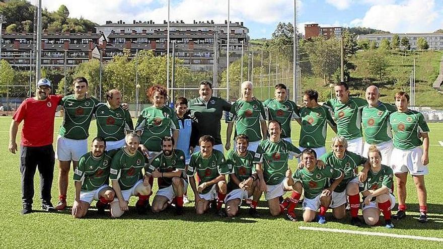 El equipo con el que debutó el Iruña Rugby Club en la Liga Bultza.