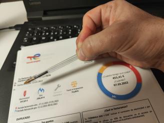 Factura reciente de la luz de una familia guipuzcoana