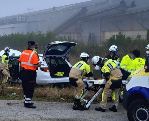 El suceso ha tenido lugar sobre las 8.40 horas y el varón ha tenido que ser rescatado por los bomberos