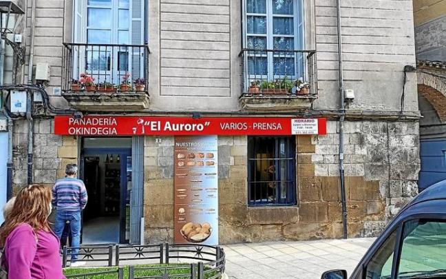 Aspecto de balcones de la plaza San Francisco de Asís de Estella-Lizarra.