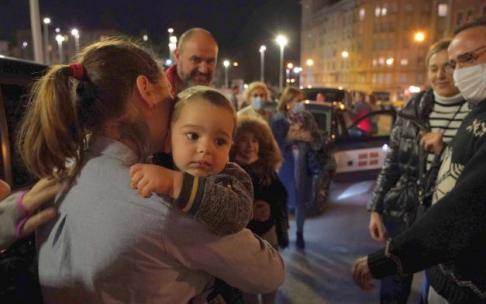 Llegada a Bilbao de la veintena de refugiados de Ucrania.
