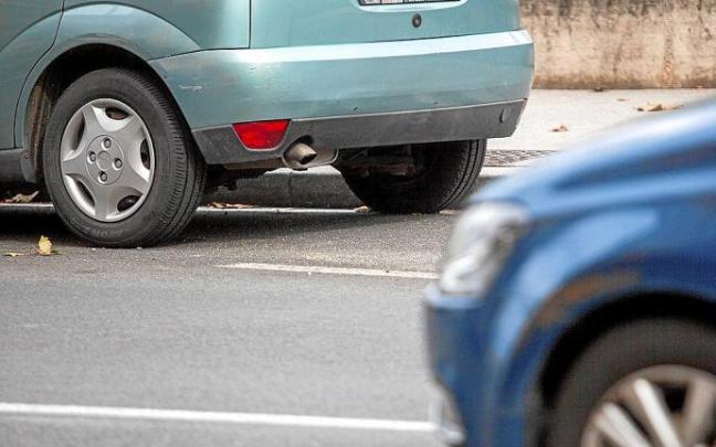 Informazio honekin zerikusirik ez duten auto batzuen artxiboko irudia. Argazkia: Jorge Muñoz