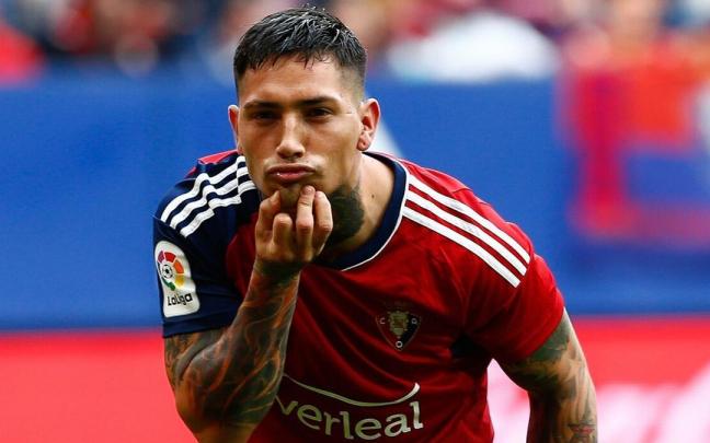 El Chimy celebra un gol en El Sadar. El Chimy celebra un gol en El Sadar.