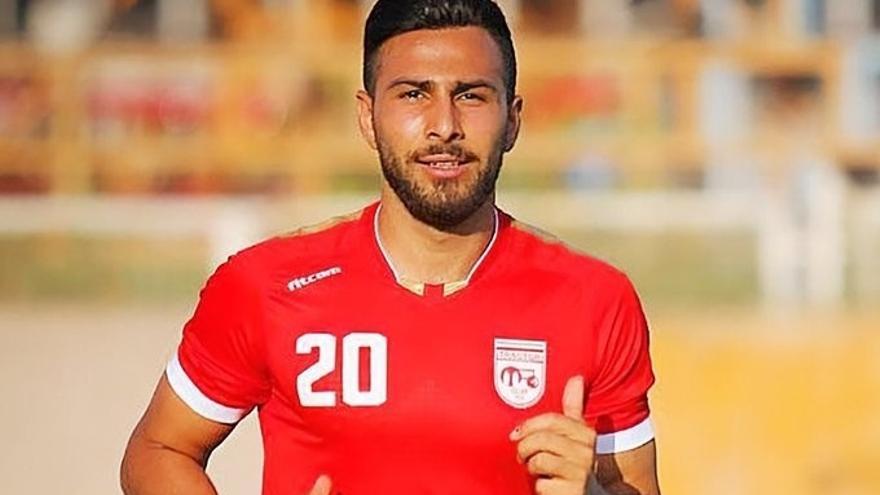 El futbolista iraní Amir Nasr-Azadani.