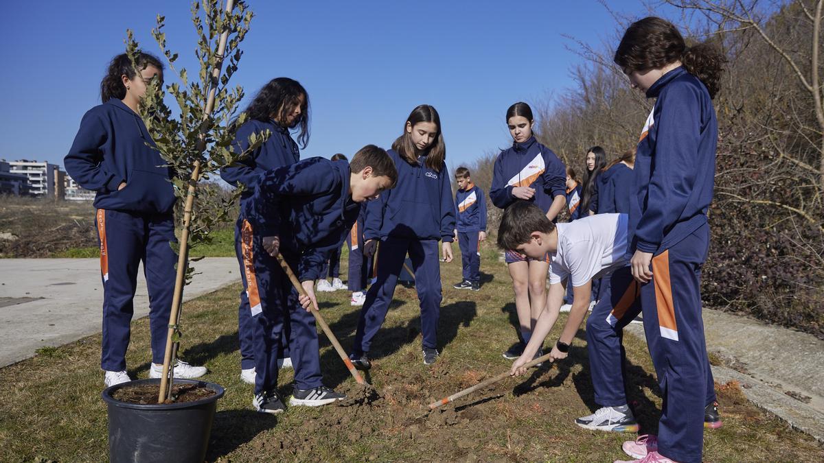 Trabajos de renaturalización en Lezkairu.