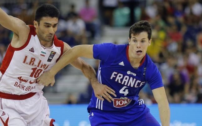 Thomas Heurtel durante un partido con Francia
