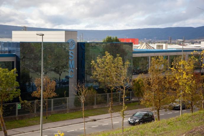 Fachada de una empresa, ajena a la información, en el polígono de Jundiz