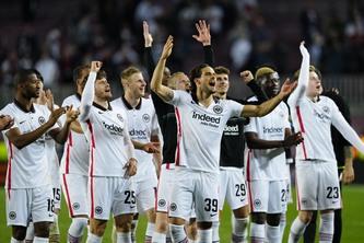 Los jugadores alemanes celebran su triunfo.