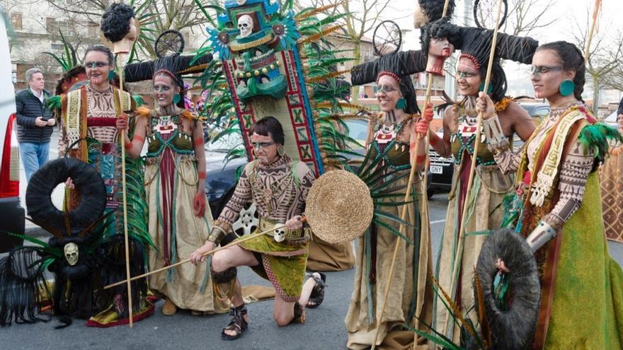 El desfile y concurso popular será el sábado, a partir de las 18.30 horas.