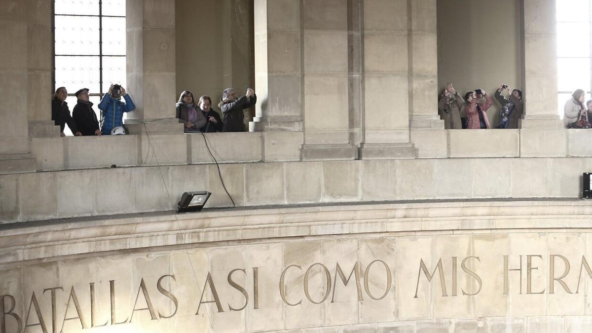 El interior del monumento a los Caídos, pendiente de reforma.