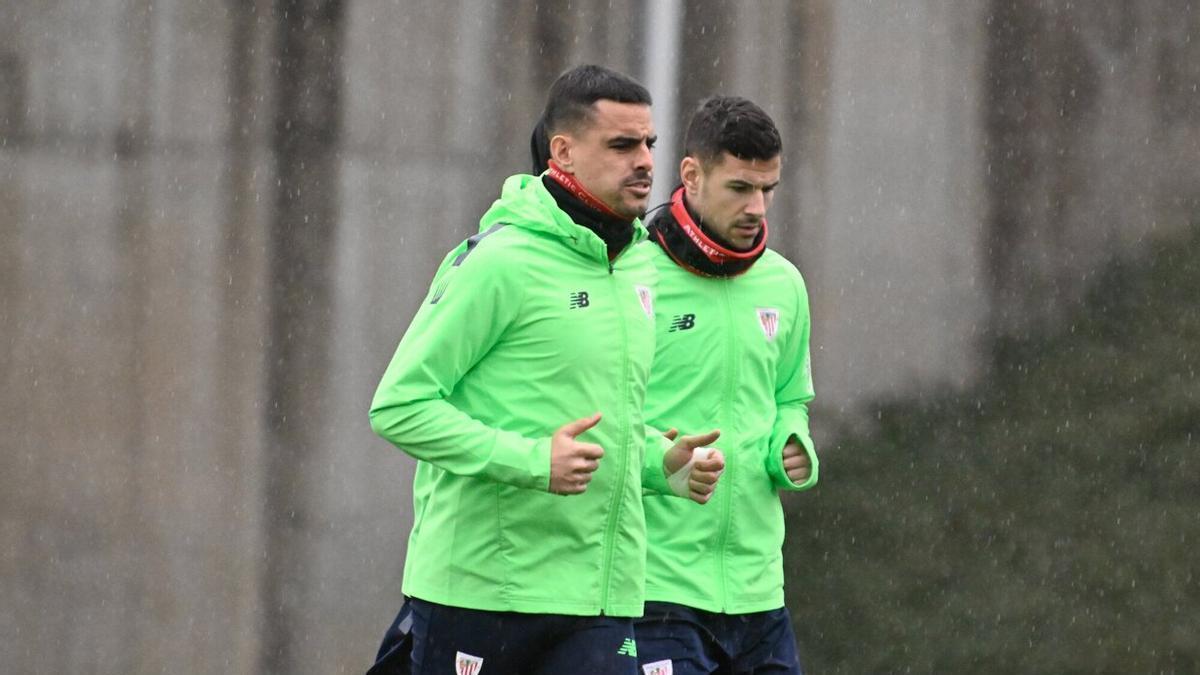 Dani García durante el entrenamiento de este lunes en Lezama para preparar el partido de Copa frente al Espanyol