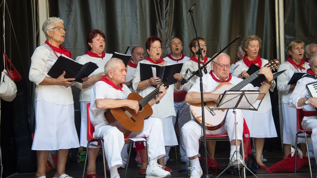 Recital de jotas en San Fermín.