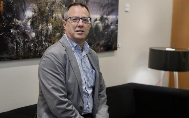 Luis Urs&uacute;a, coordinador jur&iacute;dico de CETRAA, en el congreso de Siauto en Donostia.